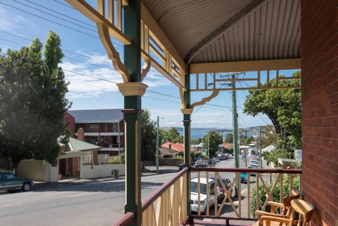 26 Byron Street - Accommodation Burleigh 1