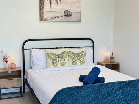 Convenient 2 Bedroom House Unit In Salisbury - Accommodation Burleigh 1