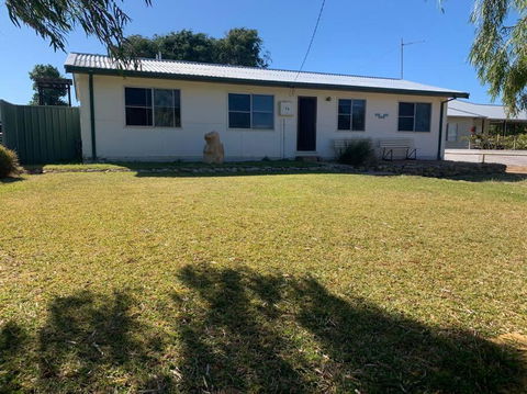 Dhu Drop Inn - Accommodation Burleigh 0