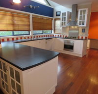 29 Church St Cowes - Large Holiday House close to shops and Beach - Accommodation Burleigh