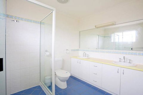 29 Cypress Avenue - Rainbow Beach, Close To The Beach With A Pool - Accommodation Burleigh 1