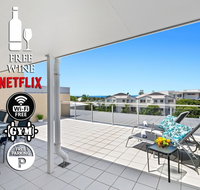 2BR Coolum Beach  Rooftop Terrace Spa Tennis Pool - Accommodation Burleigh