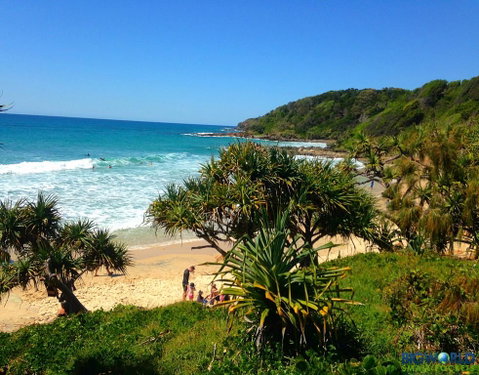 2BR Coolum Beachfront , 180 Views , Wine, Netflix - Accommodation Burleigh 1