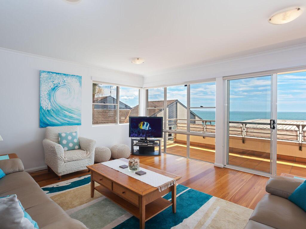 Soldiers Point NSW Accommodation Burleigh
