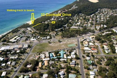 33 Cooloola Drive - Rainbow Beach, Walk To The Beach, Pet Friendly - Accommodation Burleigh 2