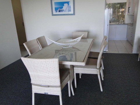 4 'Harbourside' 3-7 Soldiers Point Road - Ground Floor On The Waterfront - Accommodation Burleigh 2