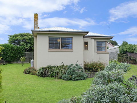 40 Campbell - Accommodation Burleigh 0