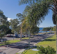 5 'Tradewinds' 110 Victoria Parade - location is fantastic  water views - Accommodation Burleigh