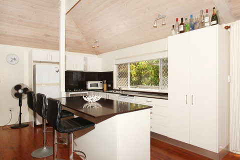 56 Millen Crt, Coolum Beach - Pet Friendly, Linen Included - Accommodation Burleigh 1