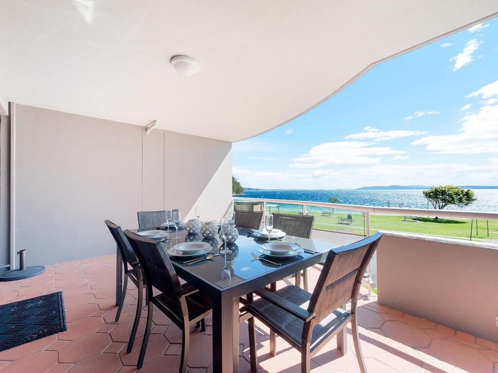 Nelson Bay NSW Accommodation Burleigh