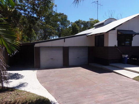 6 Bomburra Court - Rainbow Beach, Pet Friendly In Great Bush And Beach Location - Accommodation Burleigh 3