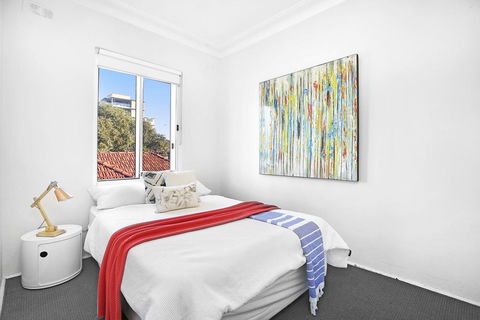 6 South Pacific Apartments - Accommodation Burleigh 2