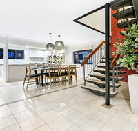 7 Bedroom Gold Coast Luxury Waterfront Home with Pool sleeps 20 - Accommodation Burleigh