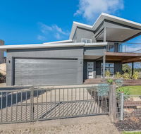 7 Graydens Road Ventnor with Spectacular views - Accommodation Burleigh