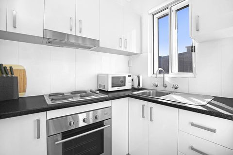 7 South Pacific Apartments - Accommodation Burleigh 3