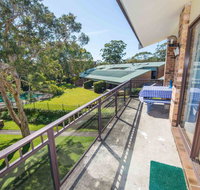 73 'Bay Parklands' 2 Gowrie Avenue - solar heated pool spa tennis court  views - Accommodation Burleigh