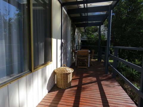 8 Ophir Ave, Ventnor - Accommodation Burleigh 3