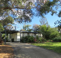 8 Ophir Ave Ventnor - Accommodation Burleigh