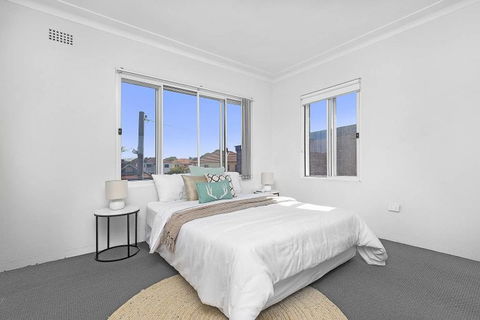 8 South Pacific 2 Bedrooms - Accommodation Burleigh 2