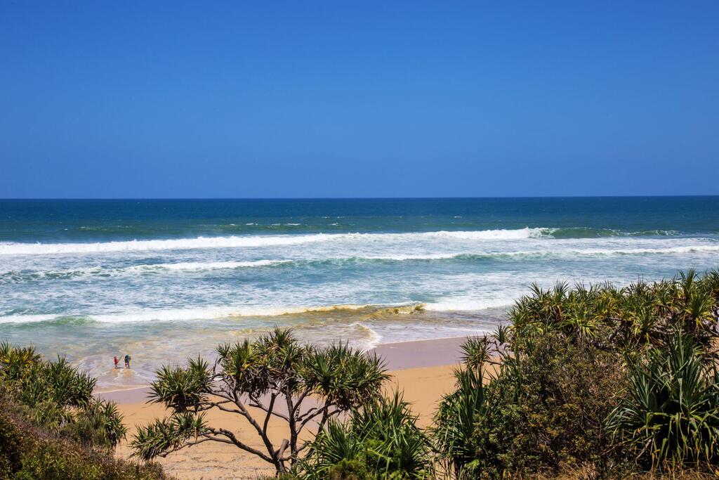 Point Arkwright QLD Accommodation Burleigh