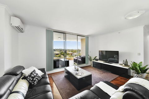 902 At The Plaza - Accommodation Burleigh 2