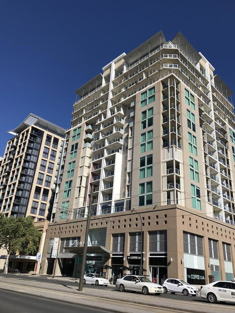 96 North Terrace - Accommodation Burleigh 0