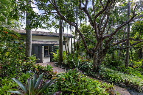 A Little Cove Treasure, Noosa Heads - Accommodation Burleigh 1