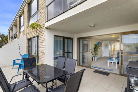 A Sea Mist At The Dunes - Fingal Bay - Accommodation Burleigh 1