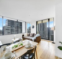 A Stylish 2BR CBD Apt with Beautiful City Views - Accommodation Burleigh