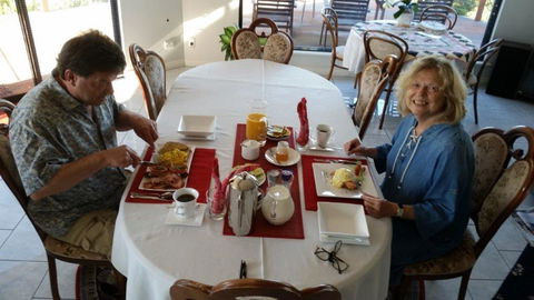 A Tranquil Retreat - Accommodation Burleigh 1