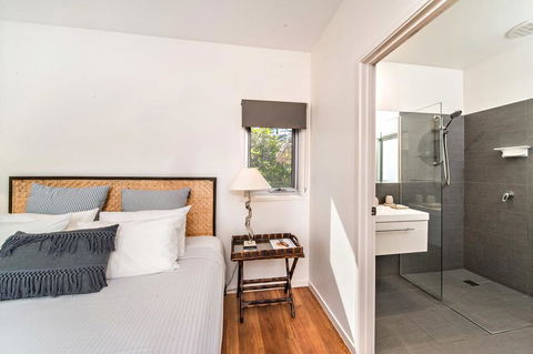 Aaman & Cinta Luxury Villas - Accommodation Burleigh 3