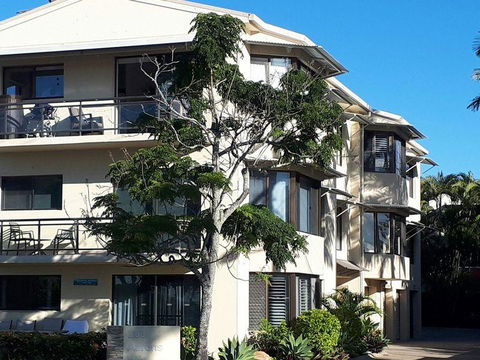 Aarons Luxury Retreat - Accommodation Burleigh 1