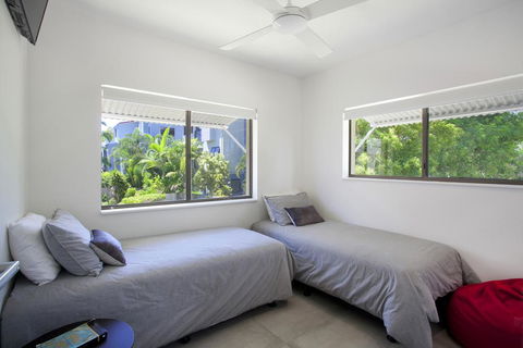 Aarons Luxury Retreat - Accommodation Burleigh 2