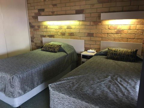 Abacus Motel - Accommodation Burleigh 1