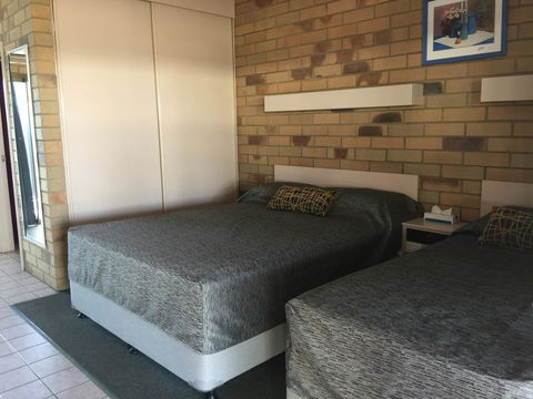 Abacus Motel - Accommodation Burleigh 2