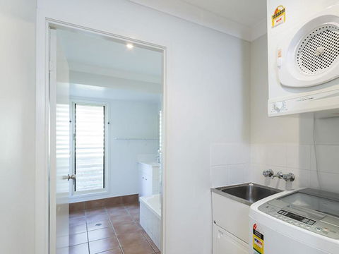Absolute - Accommodation Burleigh 1