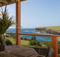 Absolute Oceanfront Cottage - Accommodation Burleigh