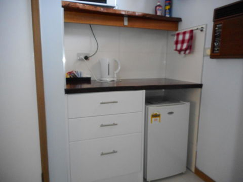 Acacia Rose Motor Inn - Accommodation Burleigh 3