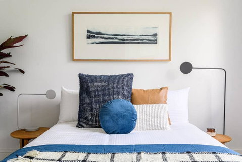 ADDERLEY A Striking 1880s Remodeled Victorian - Accommodation Burleigh 1
