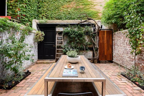 ADDERLEY A Striking 1880s Remodeled Victorian - Accommodation Burleigh 0