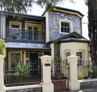 Adelaide Mackinnon - Accommodation Burleigh