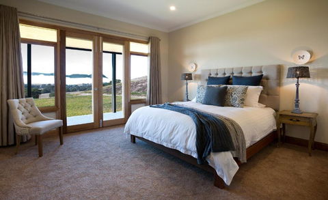 Drom Aluinn B & B - Accommodation Burleigh 1