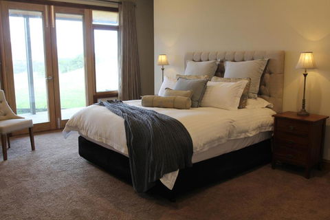 Drom Aluinn B & B - Accommodation Burleigh 3