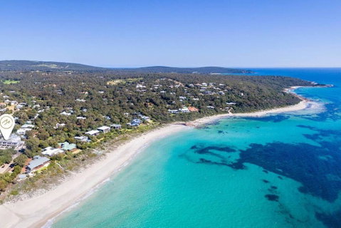 Eagle Escape I Private Properties - Accommodation Burleigh 0