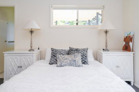 E.V. - Eurong Beach Villa - Accommodation Burleigh 4
