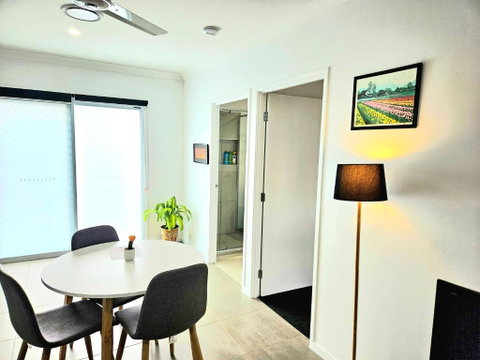 Entire NEW Apartment Tranquil &Great Location - Accommodation Burleigh 0