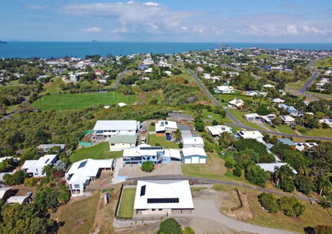 ESCAPE WITH A VIEW - Accommodation Burleigh 2
