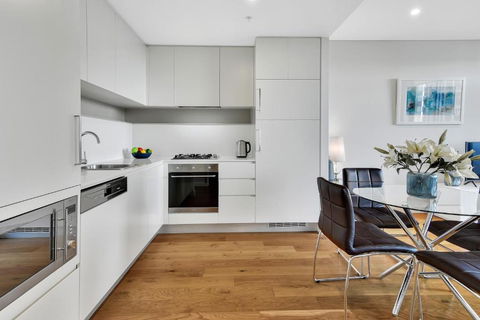 Fabulous Corporate Apartment Macquarie Park M907 - Accommodation Burleigh 1