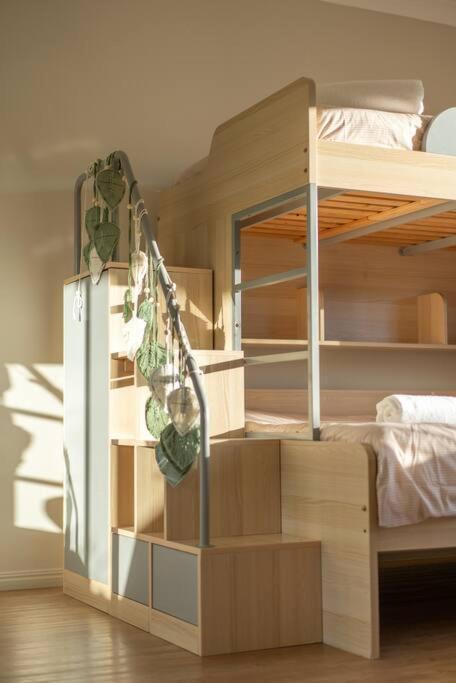 Family Friendly Funhouse Close To All Theme Parks - Accommodation Burleigh 2