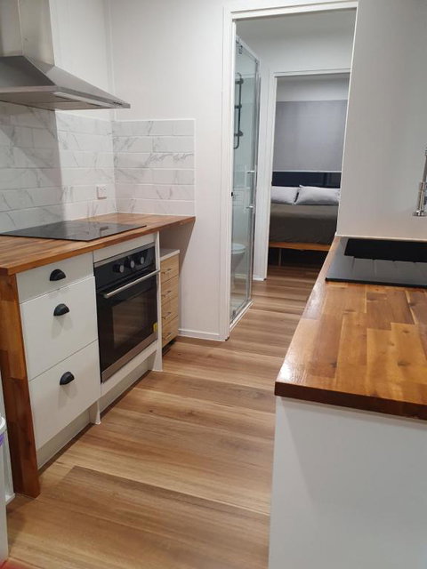 Forest Retreat Tiny Home Living - Accommodation Burleigh 2